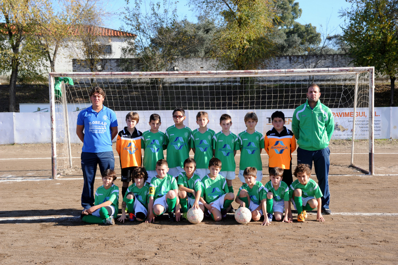 Los cuatro benjamines torrejoncillanos quedan terceros de grupo en el Campeonato de España de Fútbol Sala