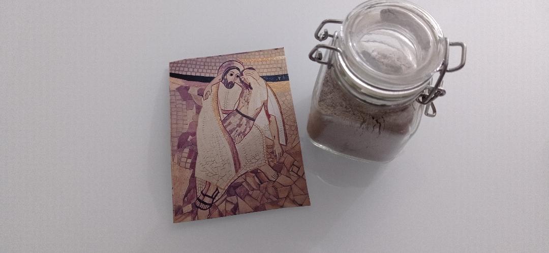 La Pastoral de la Salud de Torrejoncillo lleva la ceniza a los mayores