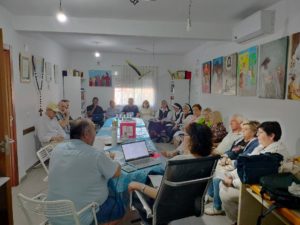 La coordinadora arciprestal de caritas de Coria se reúne para organizar sus acciones