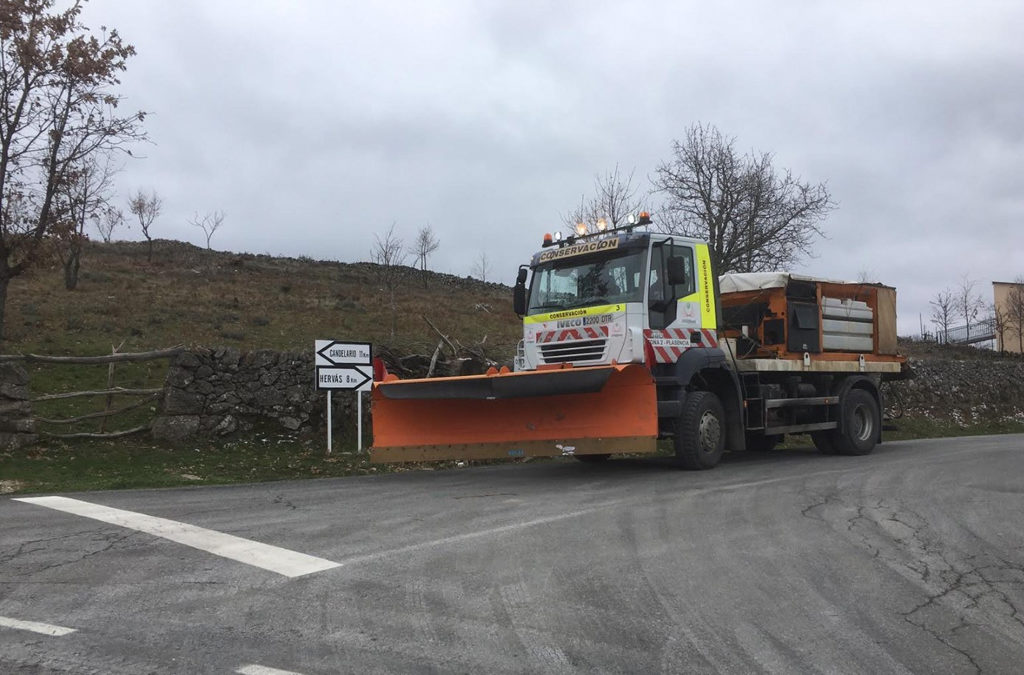 Entra en vigor el nuevo contrato de servicios para la conservación y explotación de la red viaria de la Diputación de Cáceres