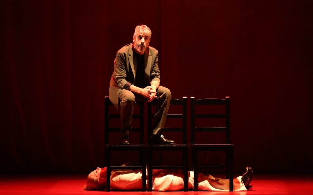 De Saturnos y Medeas: teatro que grita y nos desgarra.