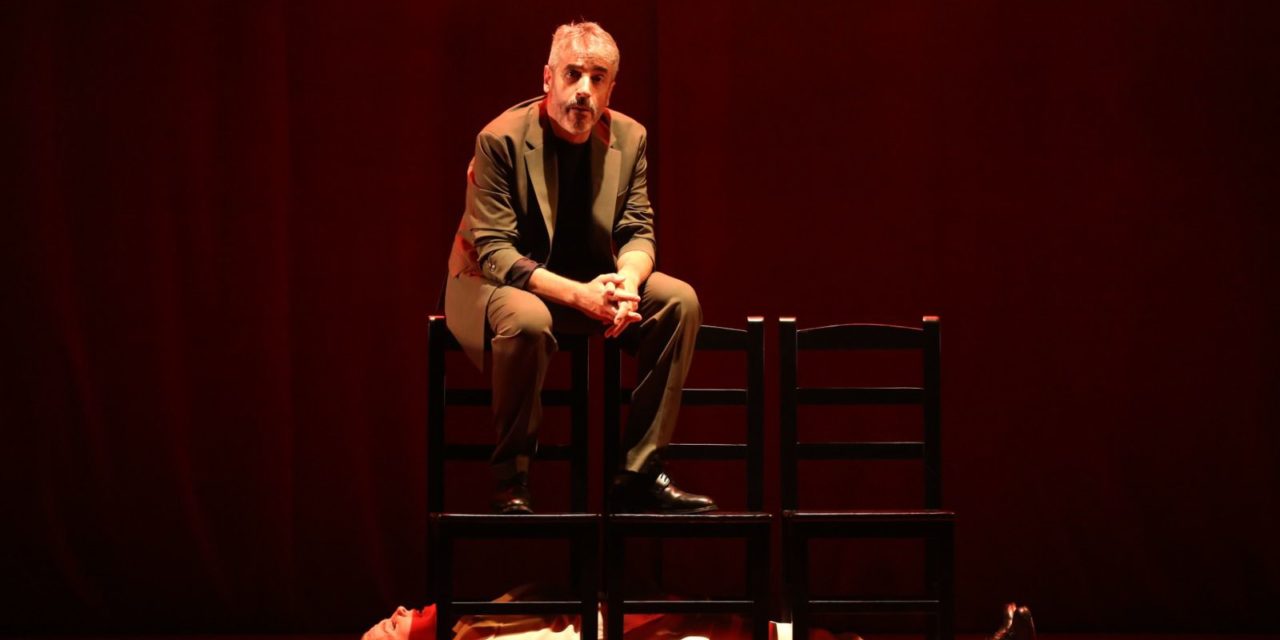 De Saturnos y Medeas: teatro que grita y nos desgarra.