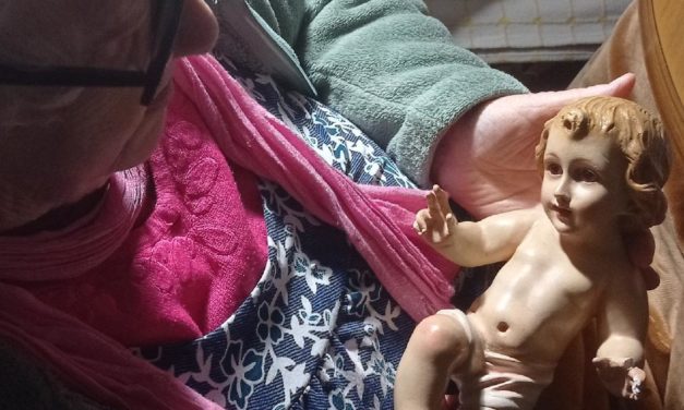 El niño Jesús es recibido por los mayores de Torrejoncillo